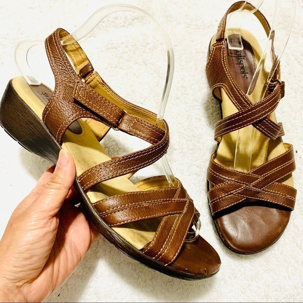 SOFTSPOTS Brown comfort sandals women’s size 8.5